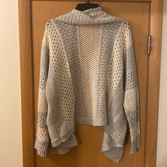 Torrid Color Block Open Stitch Open Front Cardigan Sweater Gray Cream Plus 1X - Picture 10 of 12